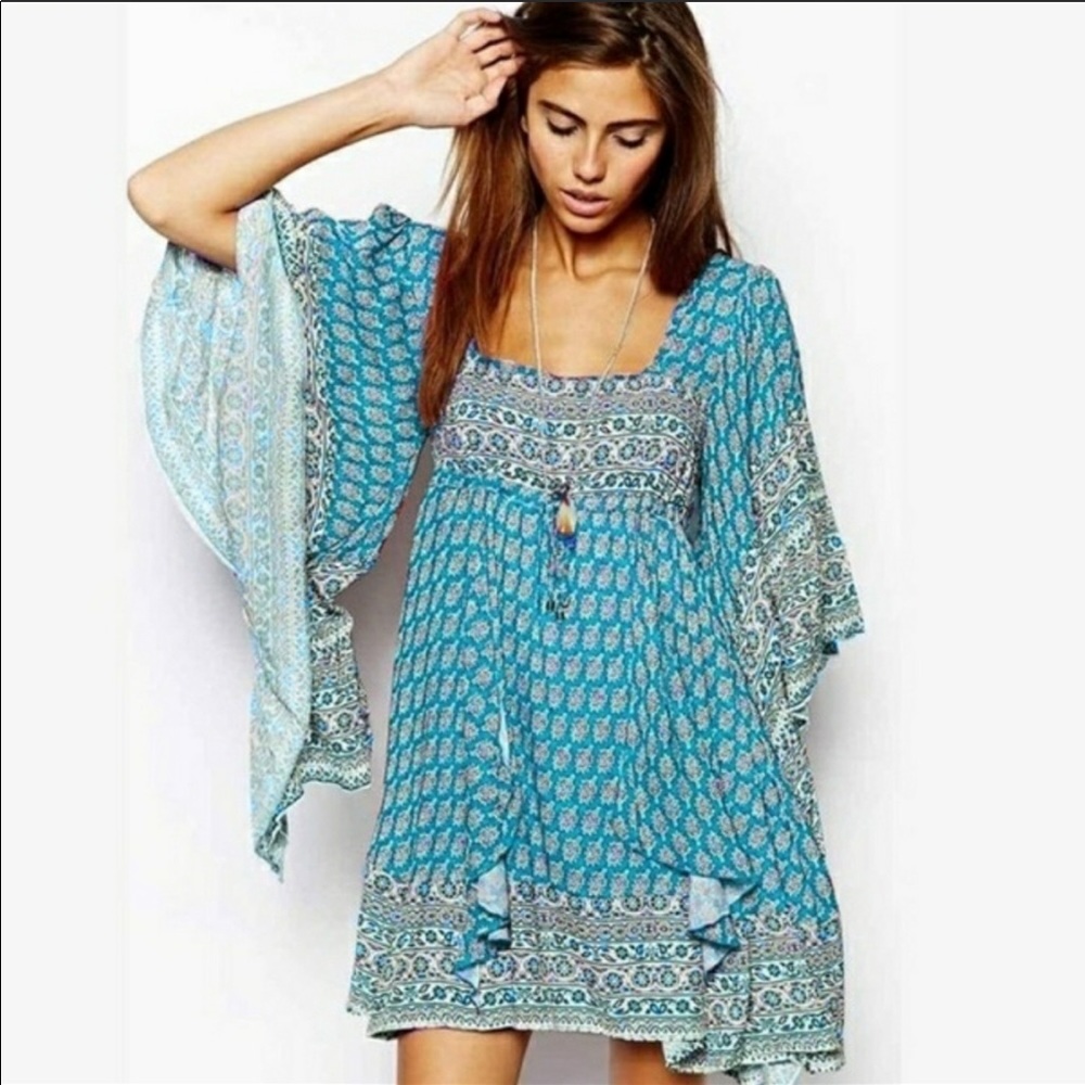 Bohemian long sleeve minidress